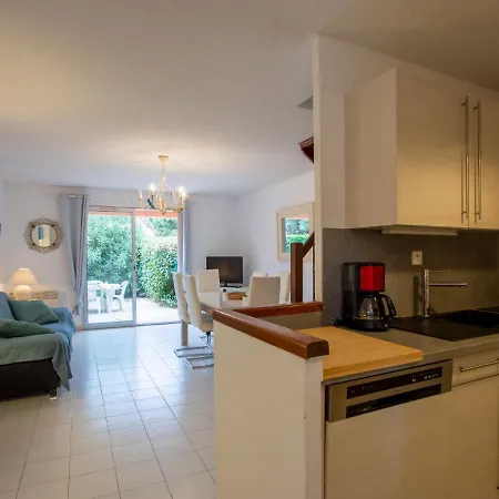 Tahiti Parc-4 By Interhome Hébergement de vacances