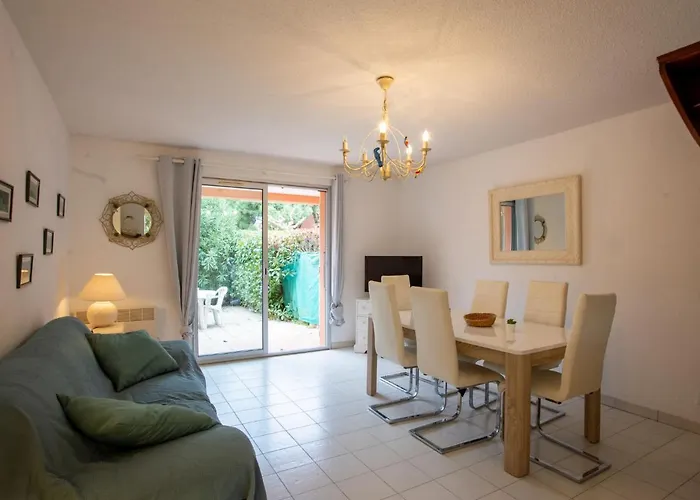 Tahiti Parc-4 By Interhome * Le Lavandou